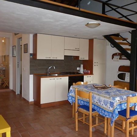 ריו מרינה Appartamenti Piombino Isola D'Elba חדר תמונה